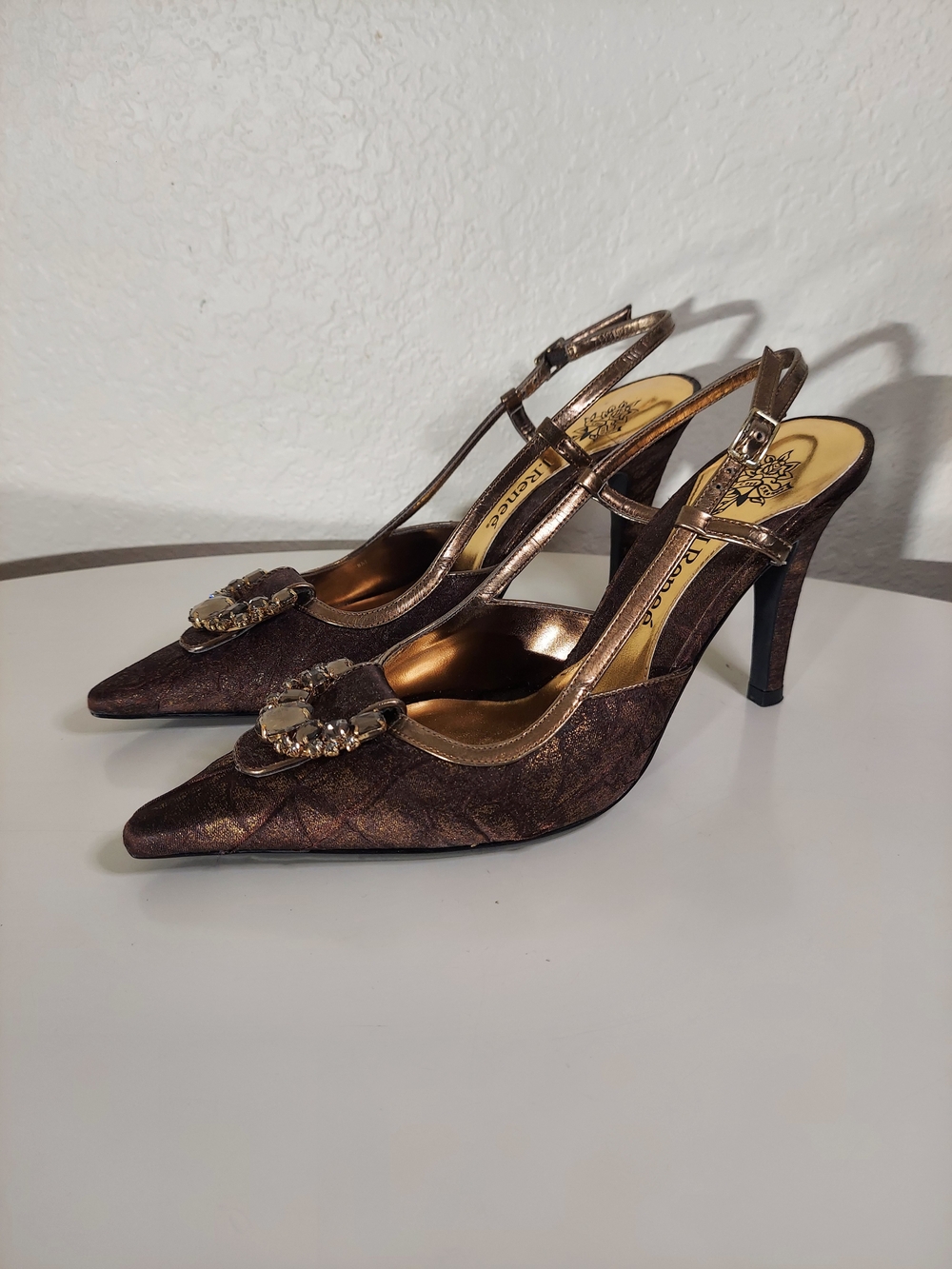 J. Renee Vtg Rachele Y2K Brown Rhinestone Embellished Slingback Heels WM Sz 8 M